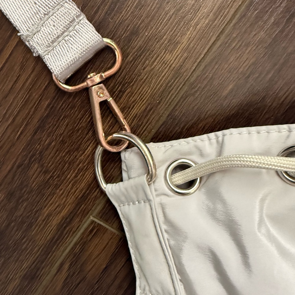 KEDZIE Aries Convertible Bucket Bag,  3-way bag with animal print lining. EUC! - Picture 6 of 6